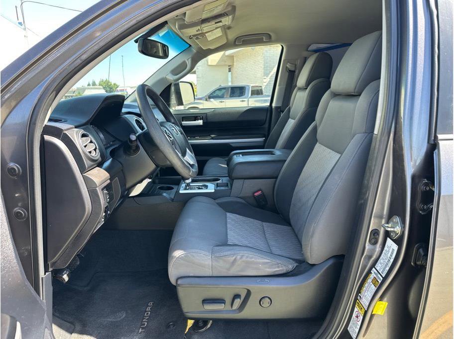 Used 2014 Toyota Tundra SR5 w/ SR5 Upgrade Package AWD/4WD image 20