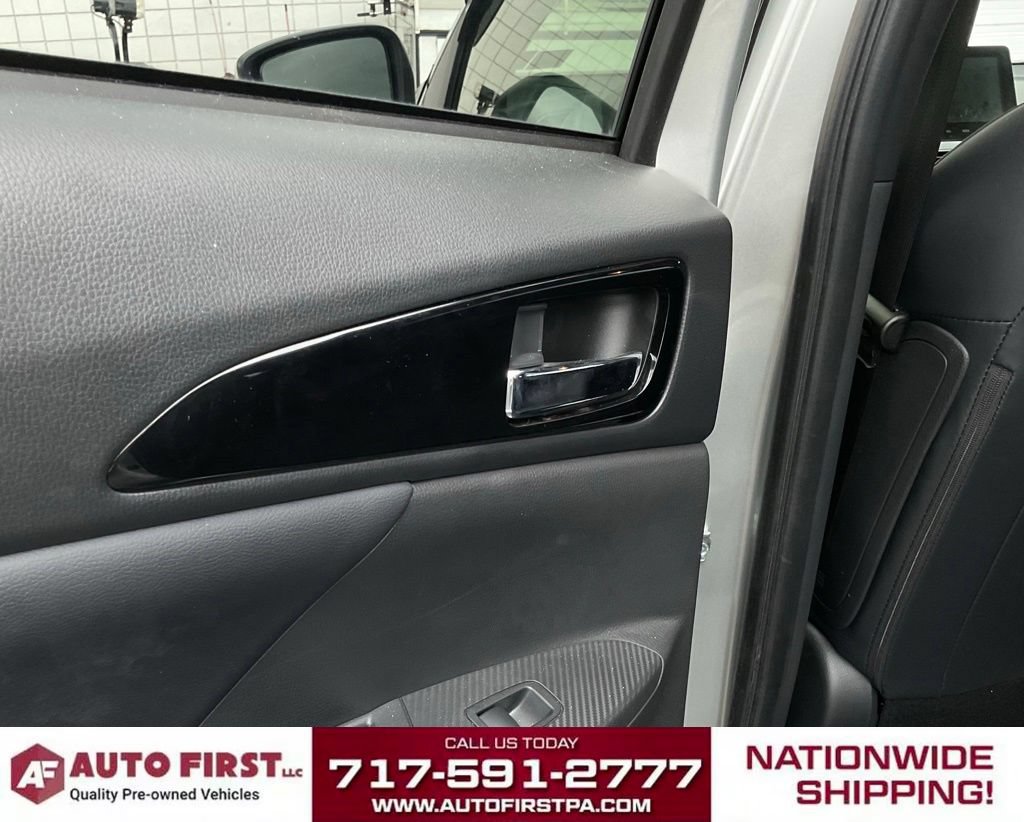 Used 2025 Mitsubishi Eclipse Cross AWD image 8