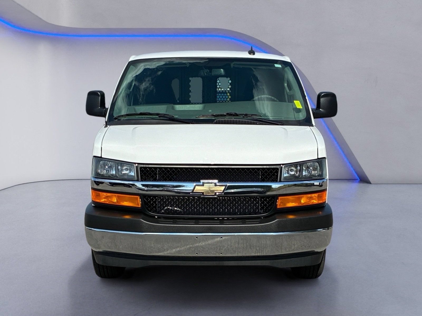 Used 2025 Chevrolet Express 2500 w/ Driver Convenience Package RWD image 13