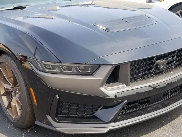 New 2025 Ford Mustang Dark Horse image 7