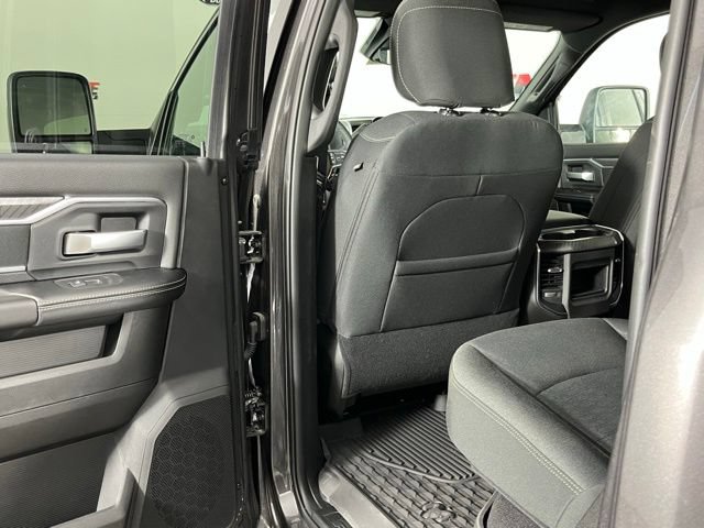 New 2026 RAM 2500 Big Horn AWD/4WD image 25