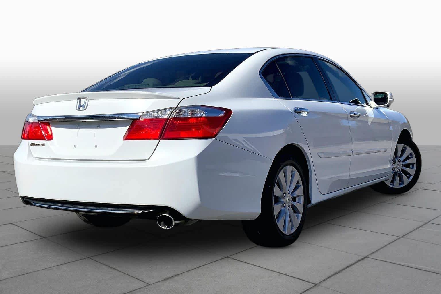 Used 2013 Honda Accord EX image 12