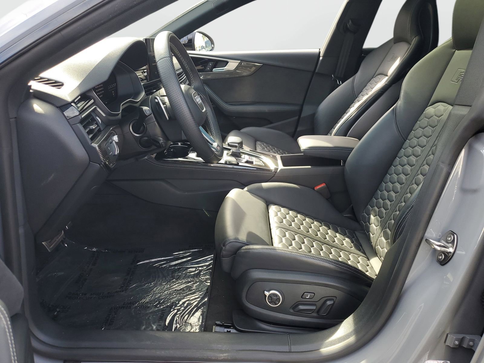 Used 2022 Audi RS 5 Sportback w/ Dynamic Package image 18