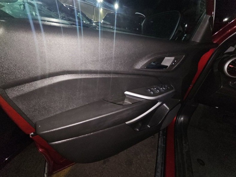 Used 2024 Chevrolet Trax RS w/ Driver Confidence Package image 24