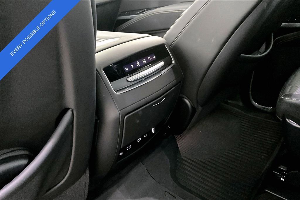 Used 2025 Cadillac Escalade Sport Platinum w/ LPO, ONYX Package image 32