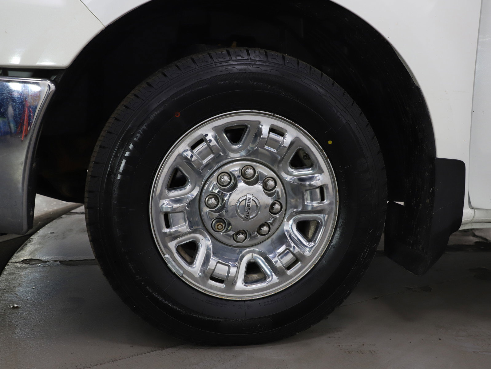 Used 2020 Nissan NV 3500 SL image 29