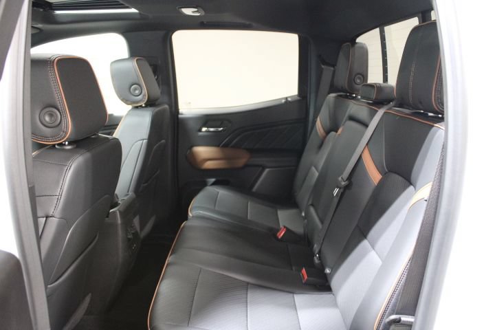 New 2026 GMC Canyon AT4 w/ Technology Plus Package AWD/4WD image 23