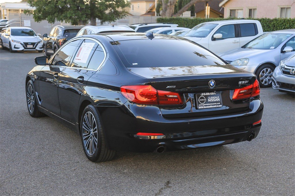 Used 2019 BMW 530i xDrive w/ Convenience Package image 6