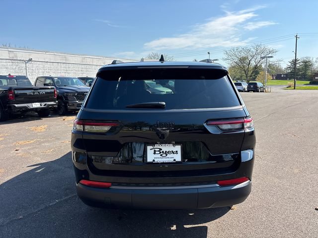 New 2026 Jeep Grand Cherokee L Limited w/ Limited Altitude Package AWD/4WD image 32