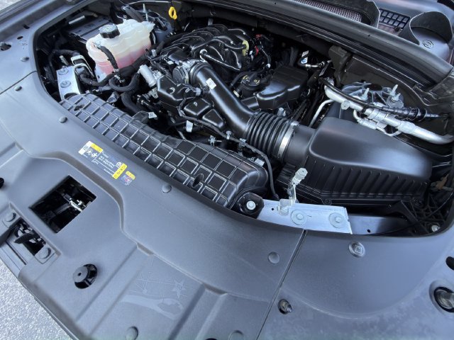 Used 2025 Jeep Grand Cherokee L Altitude AWD/4WD image 35
