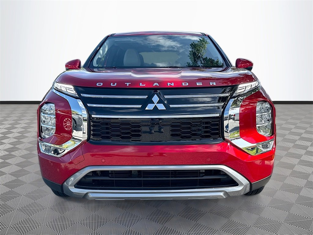New 2025 Mitsubishi Outlander SE image 2