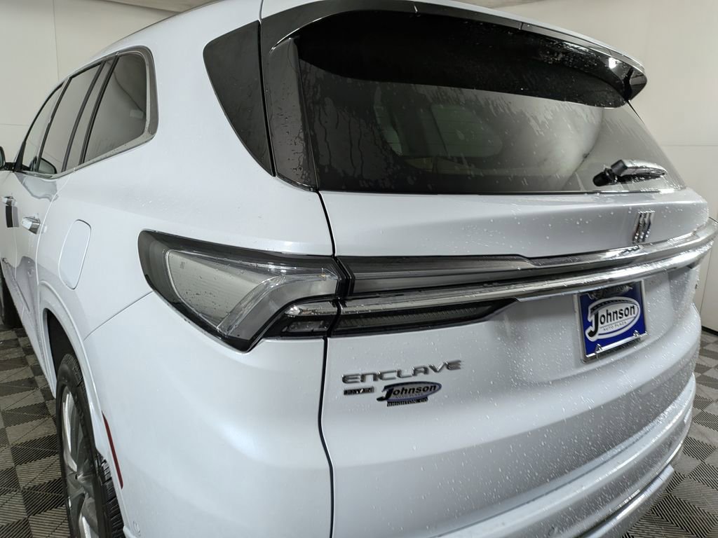New 2026 Buick Enclave Avenir AWD/4WD image 13