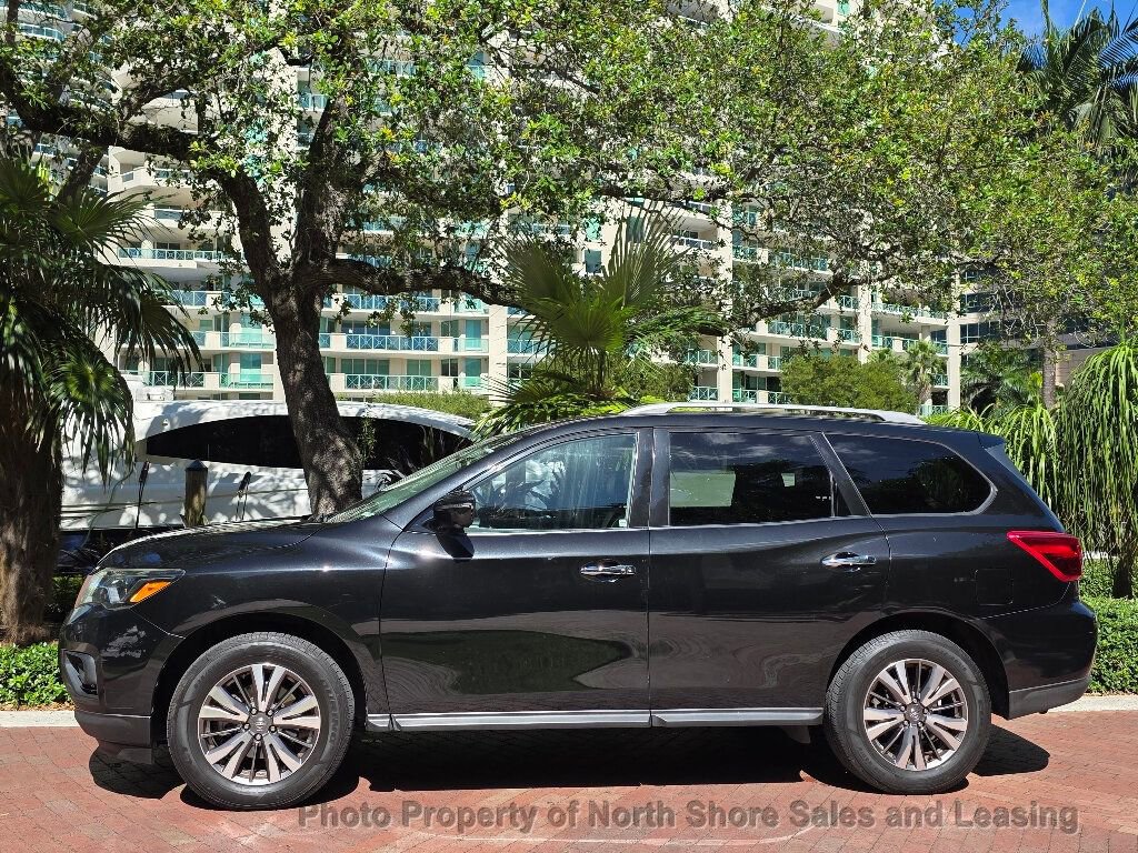 Used 2019 Nissan Pathfinder SL image 5
