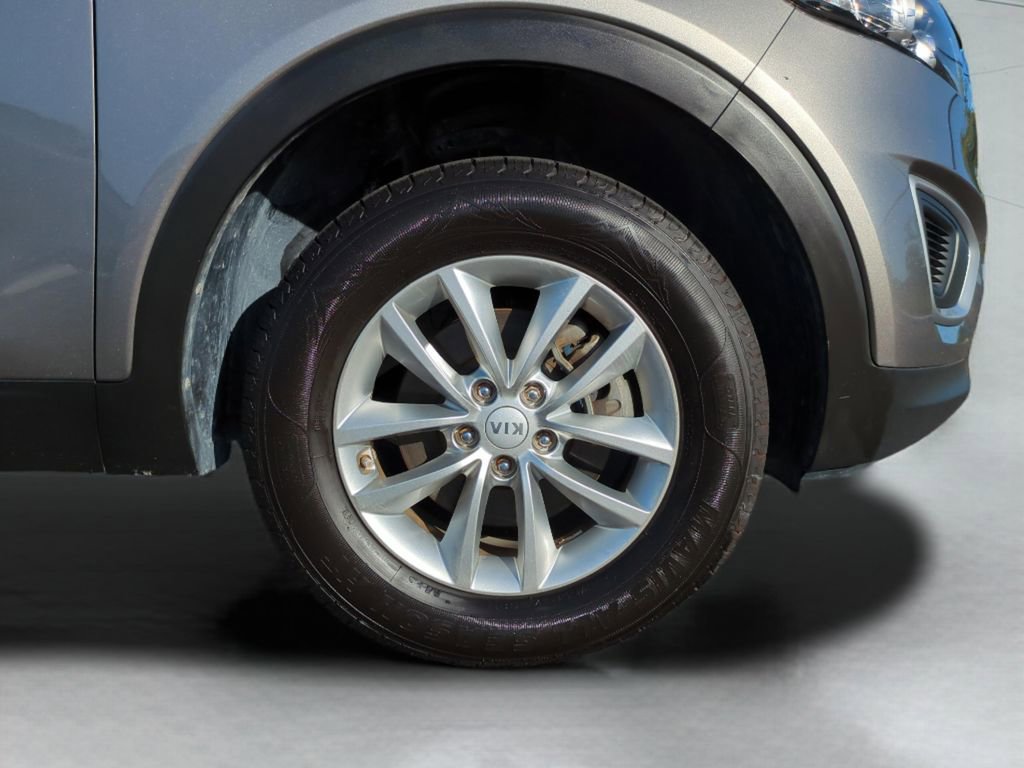 Used 2018 Kia Sorento L FWD image 26