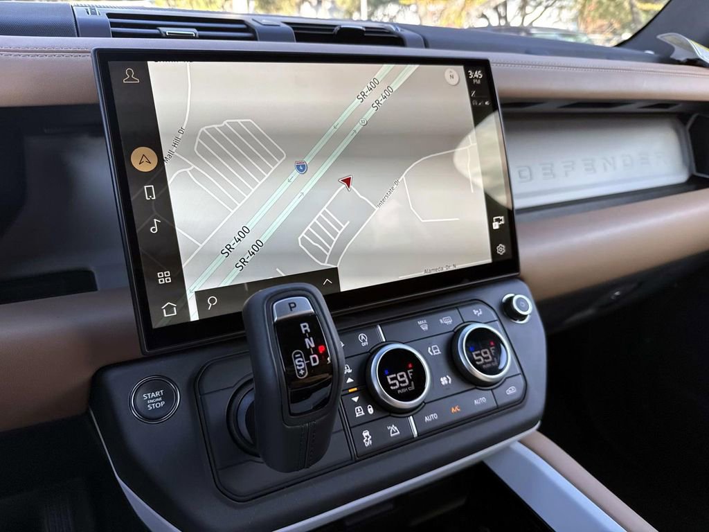 New 2026 Land Rover Defender 130 X-Dynamic SE image 19