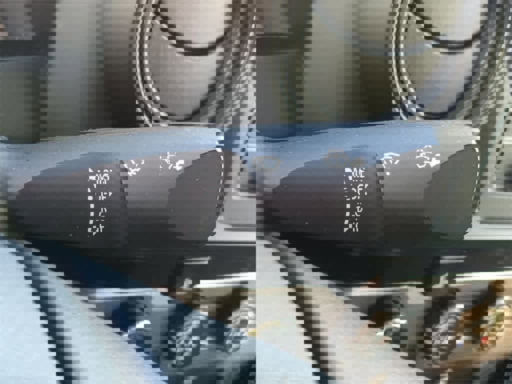 Used 2019 Toyota Tacoma SR w/ SR Convenience Package image 25