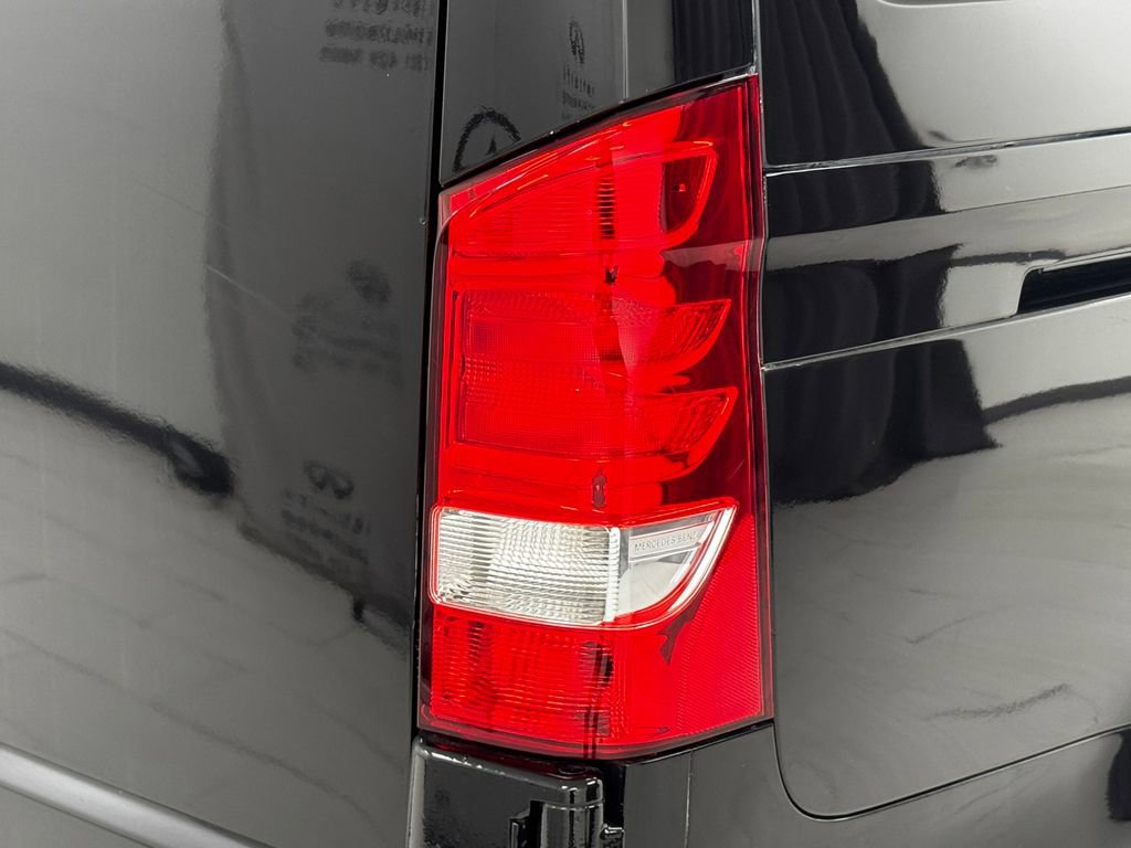 Used 2018 Mercedes-Benz Metris Passenger image 37
