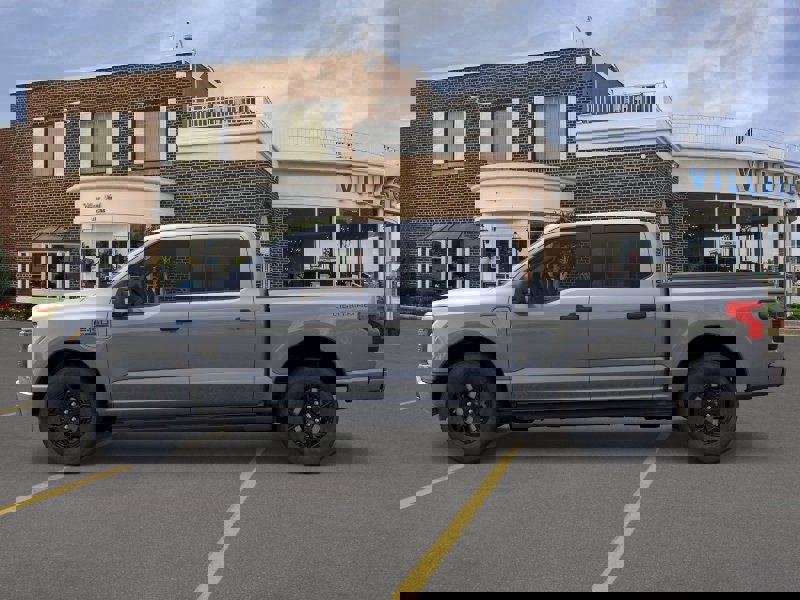 New 2025 Ford F150 Lightning XLT image 3