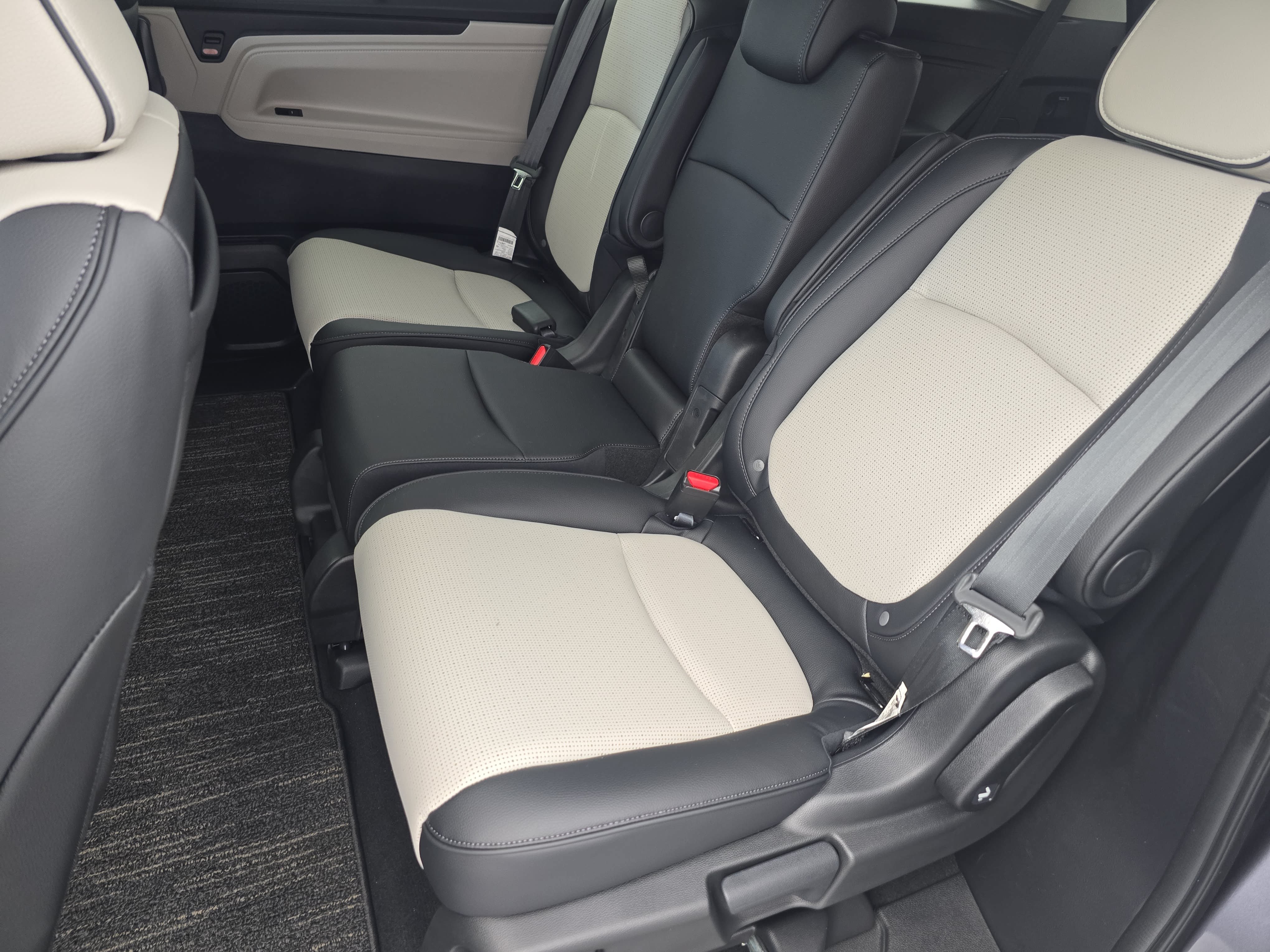 New 2027 Honda Odyssey Elite image 15