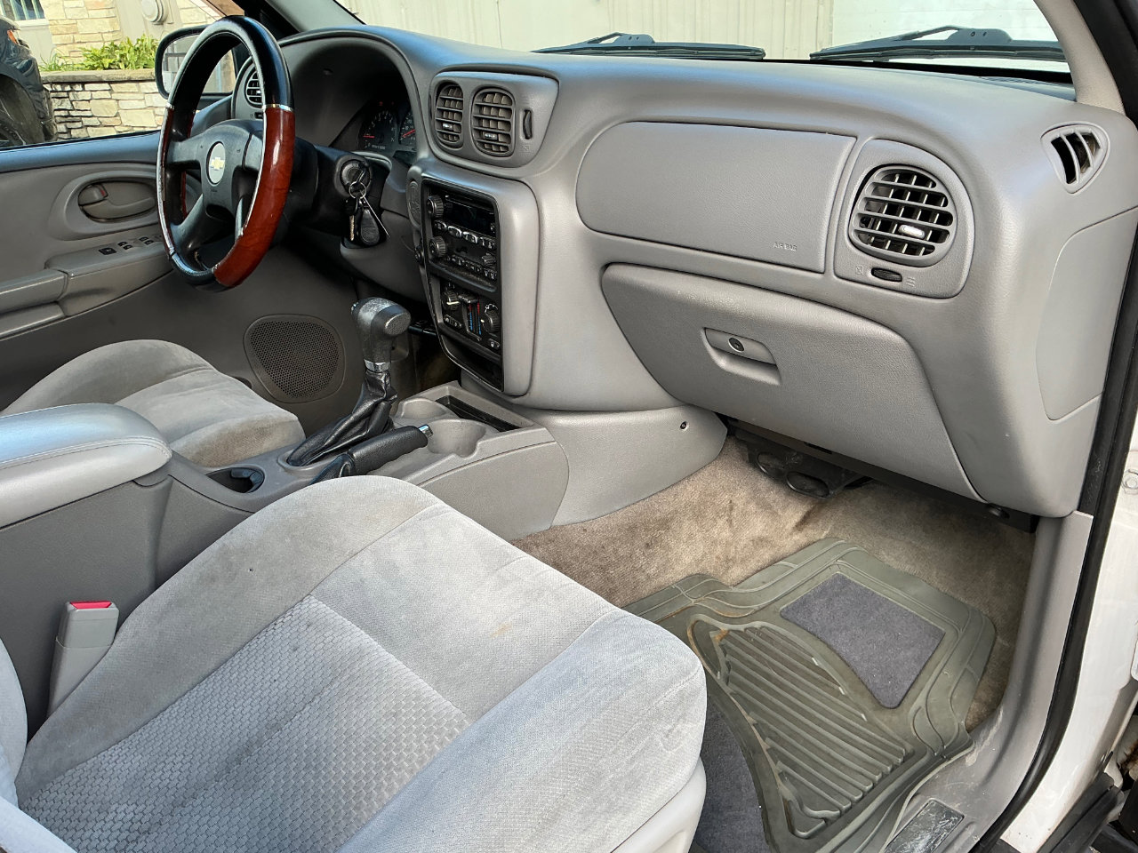 Used 2009 Chevrolet TrailBlazer LT w/ Sun And Sound Package image 9