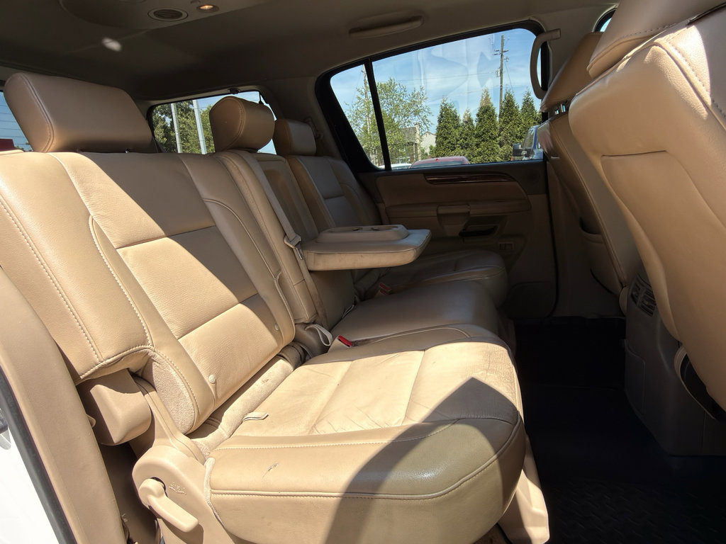 Used 2011 Nissan Armada SL RWD image 18