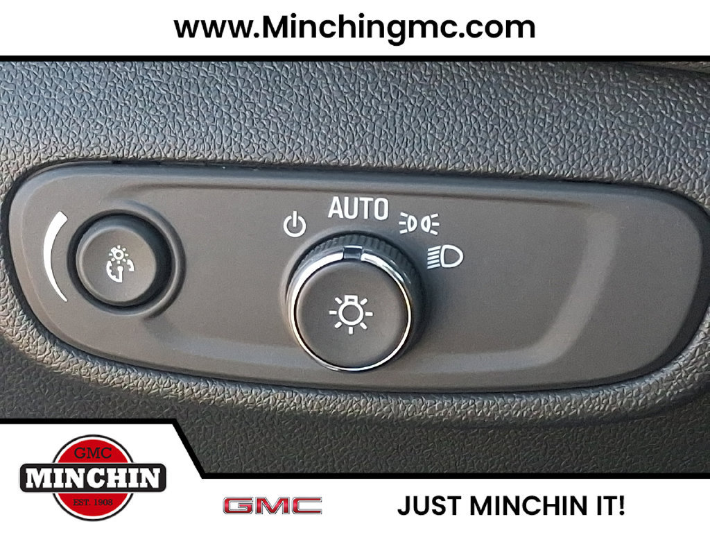 Used 2024 Chevrolet TrailBlazer ACTIV w/ Driver Confidence Package FWD image 22