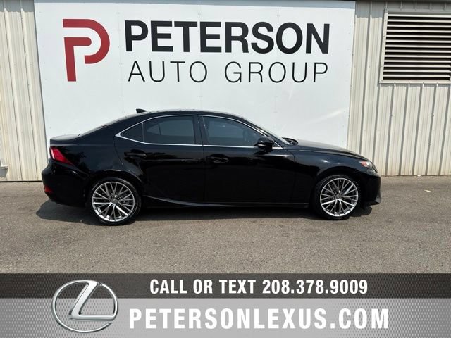 Used 2015 Lexus IS 250 w/ Navigation System Package RWD image 3