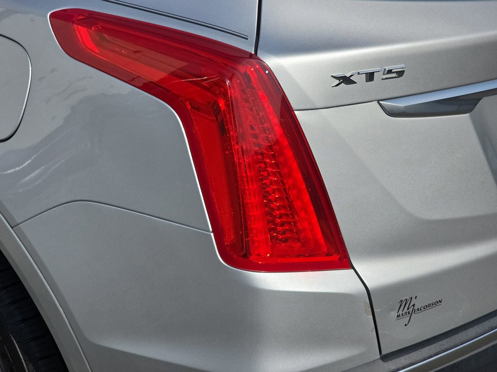 Used 2018 Cadillac XT5 FWD image 40