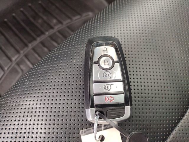 Used 2018 Ford Expedition Platinum image 30