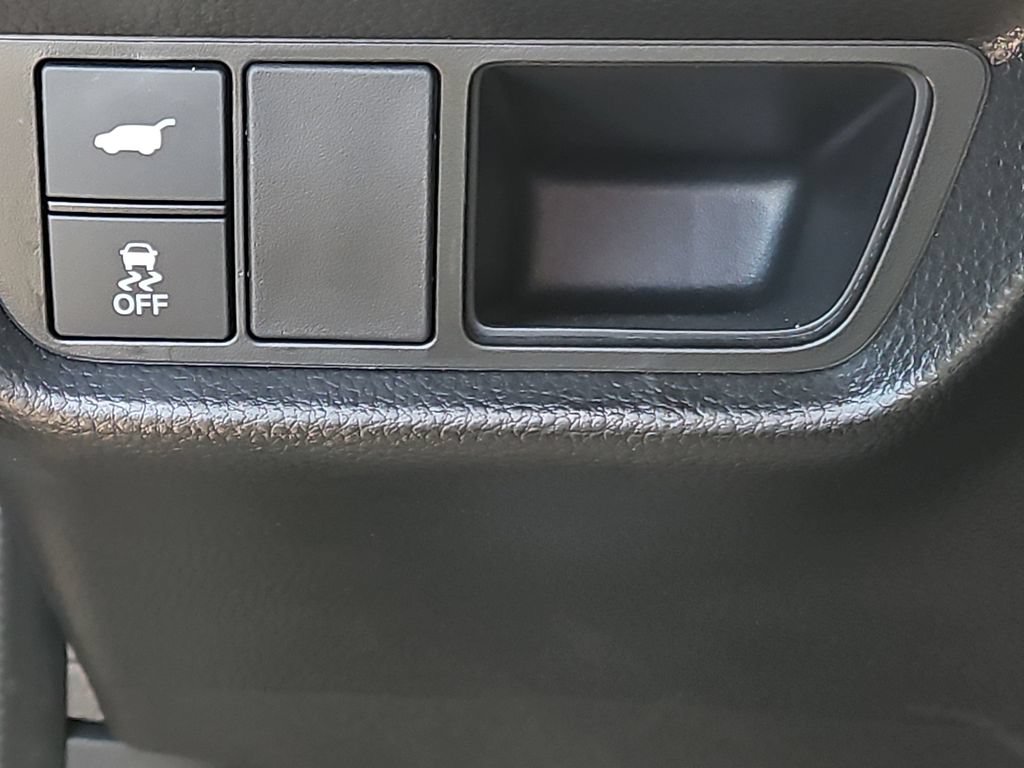 Used 2025 Acura ADX FWD image 16