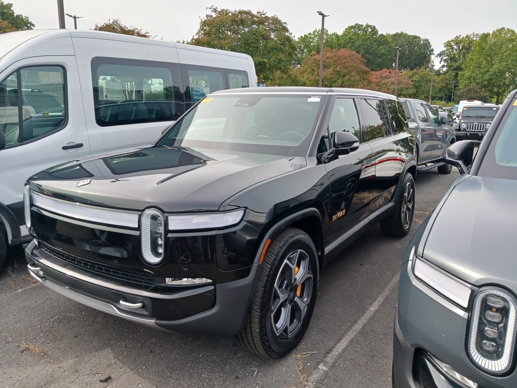 Used 2023 Rivian R1S Adventure Quad AWD/4WD image 1