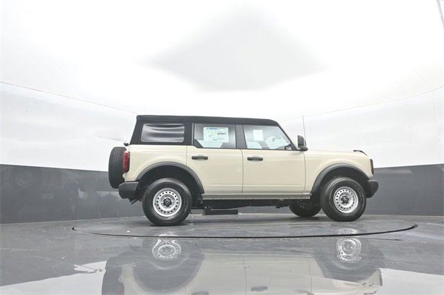 New 2025 Ford Bronco 4-Door image 33