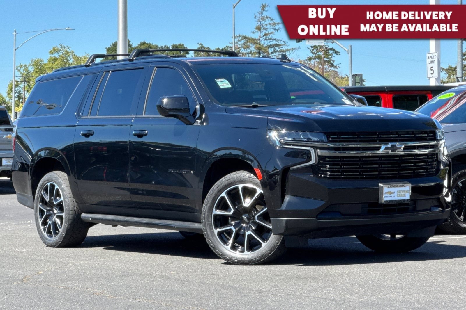 Used 2021 Chevrolet Suburban RST AWD/4WD image 1