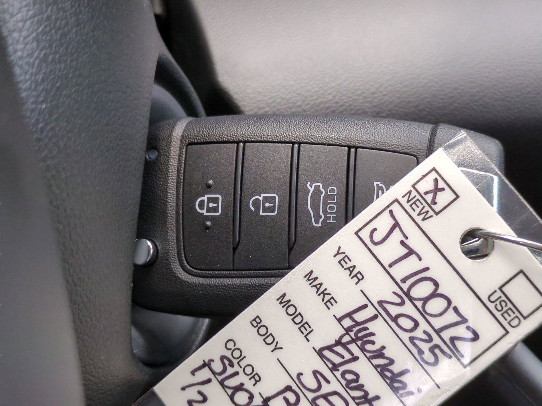 New 2025 Hyundai Elantra SE FWD image 29