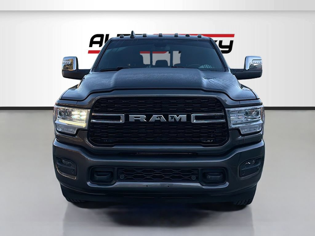 Used 2024 RAM 3500 Limited image 2