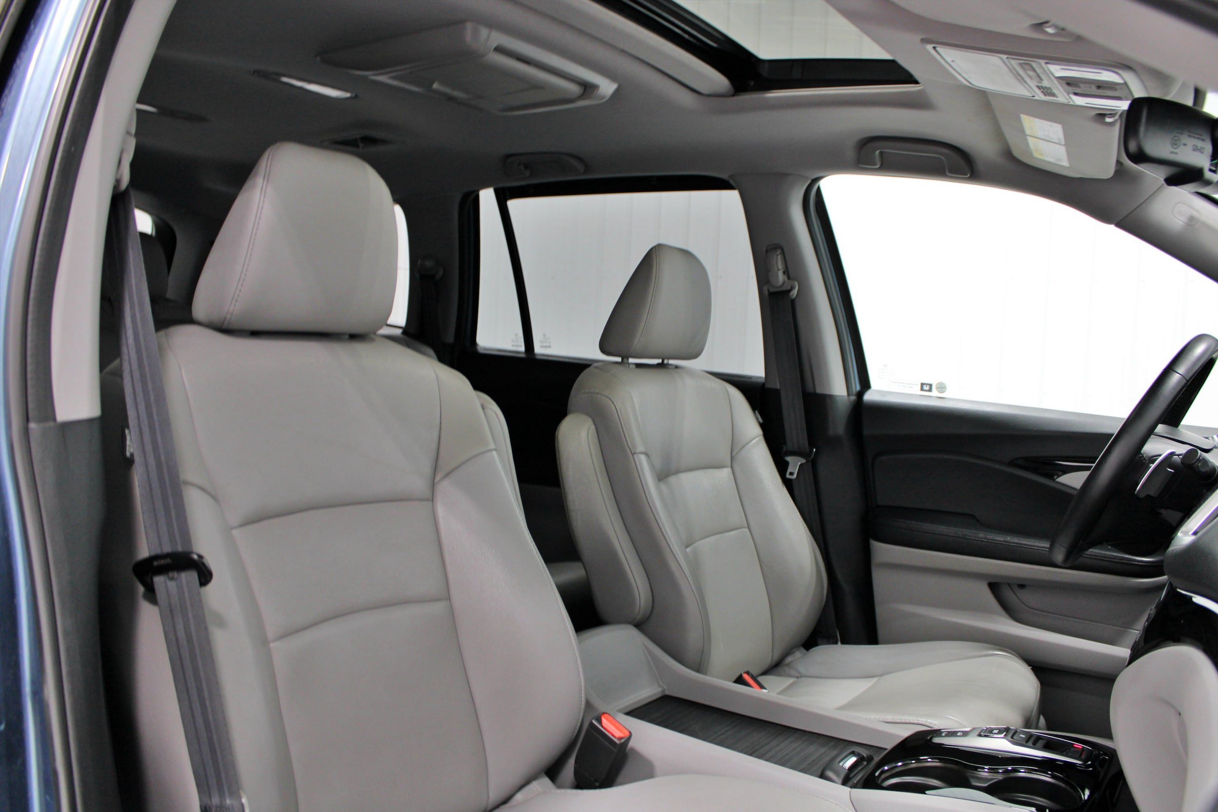 Used 2017 Honda Pilot Touring image 27