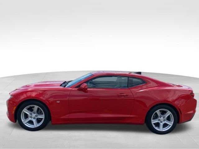 Used 2023 Chevrolet Camaro LT image 5