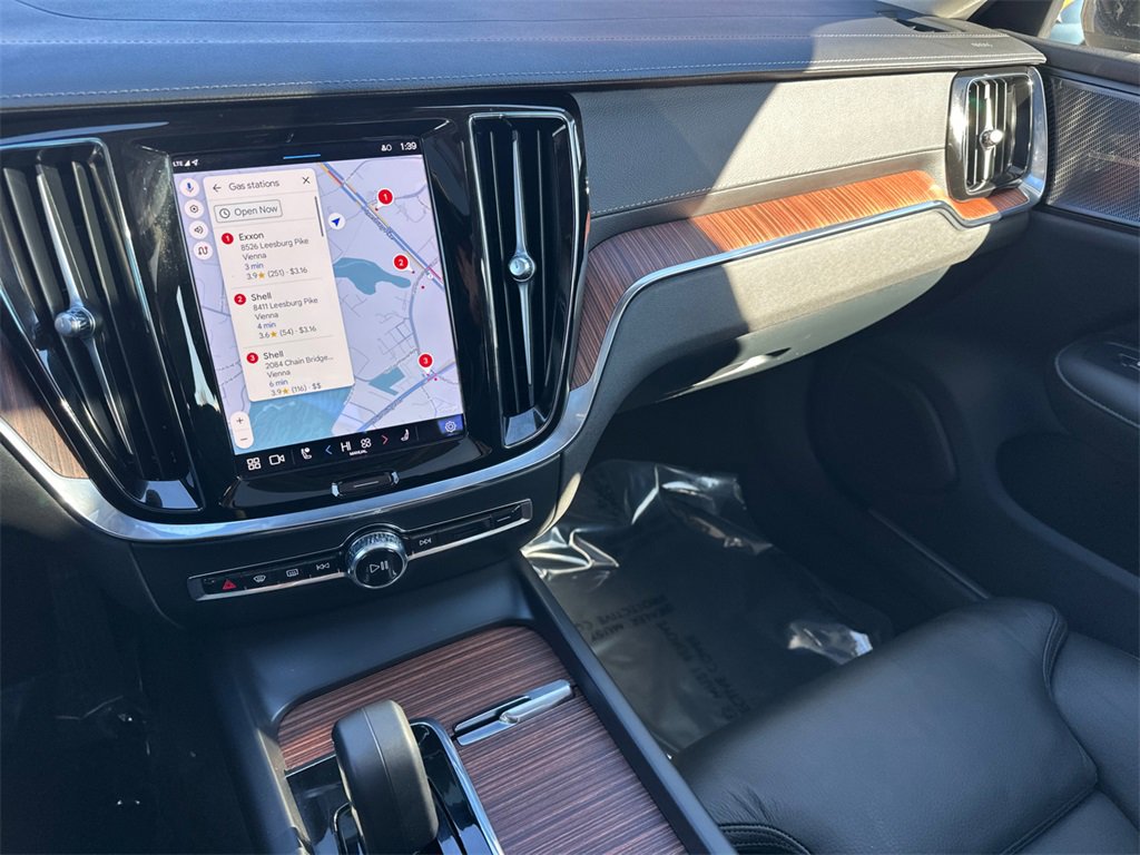 Used 2024 Volvo S60 B5 Ultimate w/ Climate Package image 23