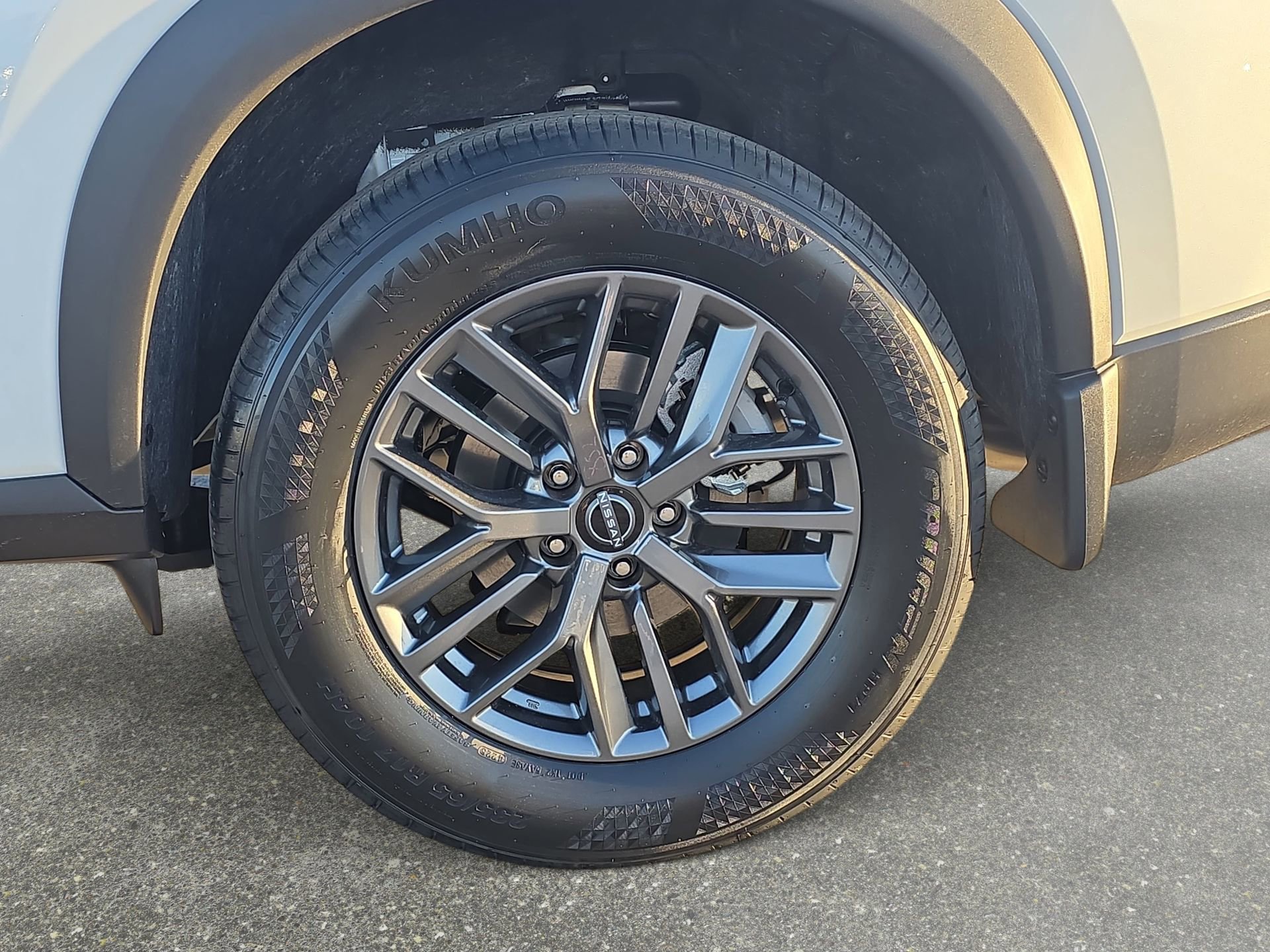 New 2026 Nissan Rogue SV FWD image 32