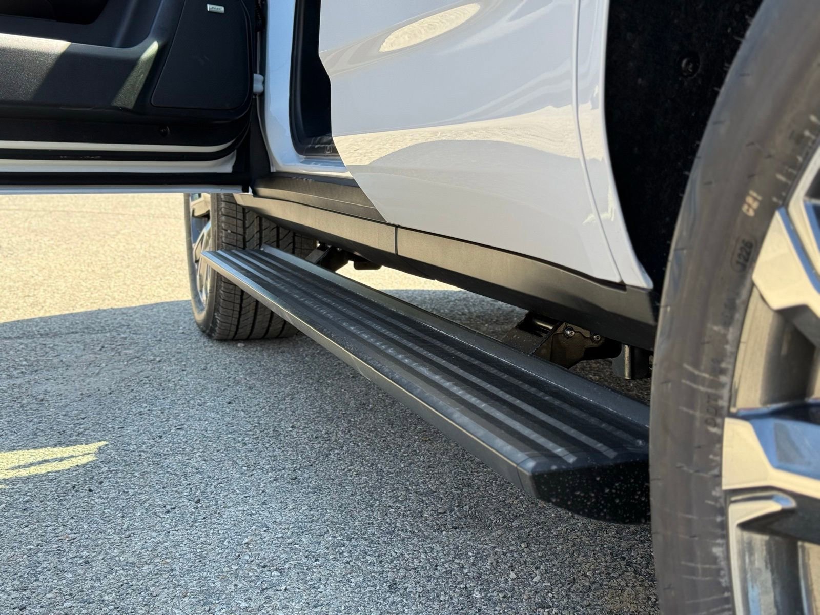 New 2026 Chevrolet Tahoe High Country AWD/4WD image 18