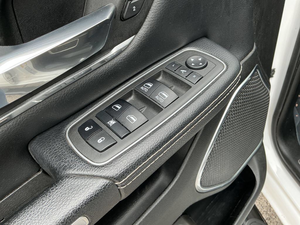 Certified 2022 RAM 1500 Laramie w/ Sport Appearance Package AWD/4WD image 14