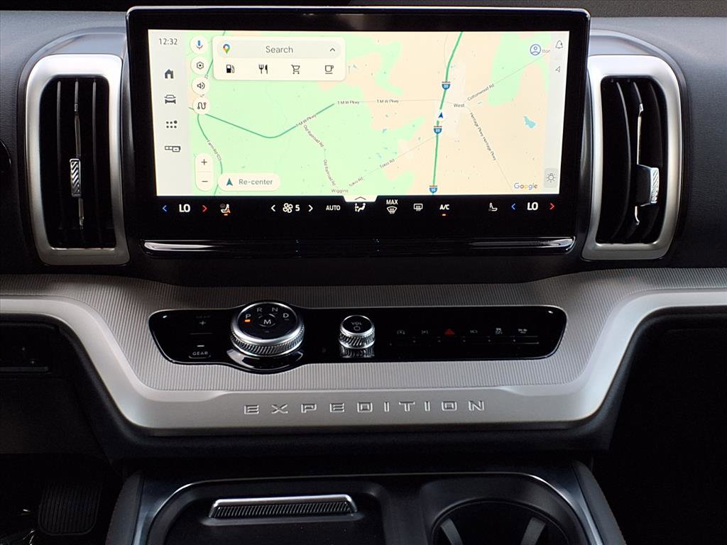 New 2025 Ford Expedition Max Active image 11