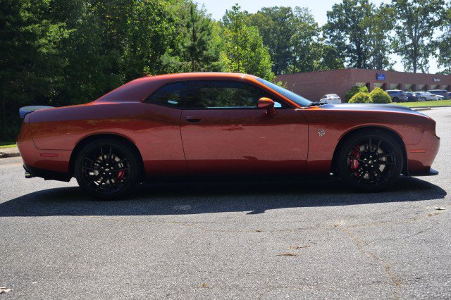 Used 2022 Dodge Challenger SRT Hellcat w/ Plus Package RWD image 5