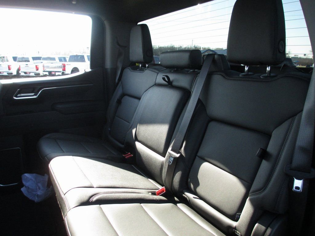 Used 2026 GMC Sierra 1500 SLT w/ SLT Convenience Package image 21