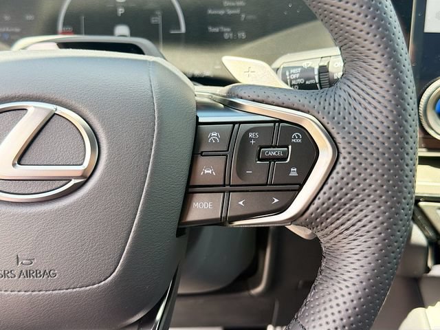 New 2026 Lexus TX 500h AWD image 40