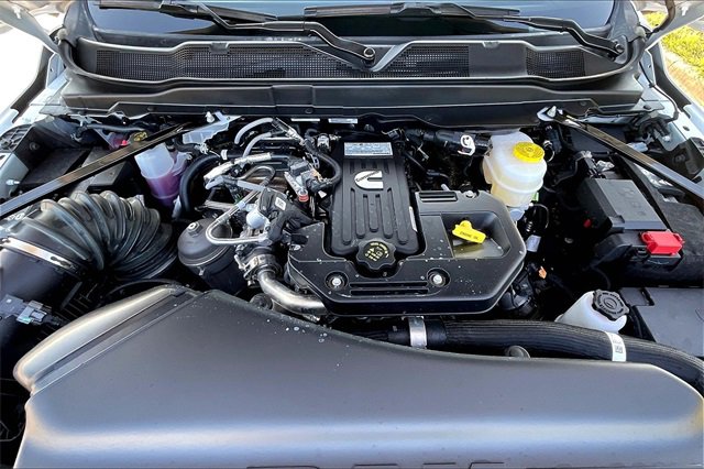New 2026 RAM 3500 Tradesman w/ Chrome Appearance Group image 16