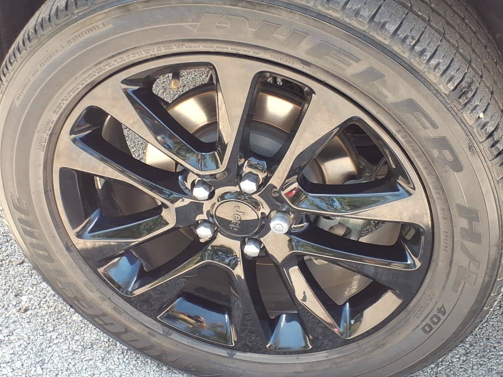 Used 2021 Jeep Grand Cherokee Laredo X AWD/4WD image 6