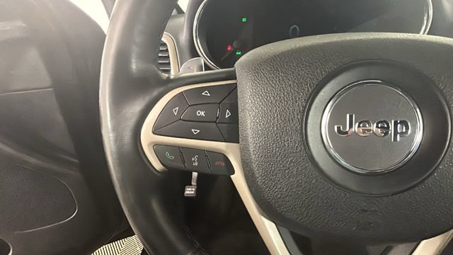 Used 2015 Jeep Grand Cherokee Limited w/ Trailer Tow Group IV AWD/4WD image 16