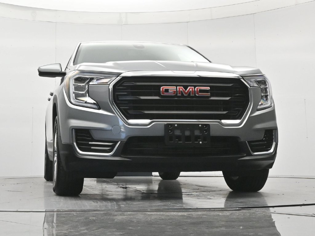 Used 2024 GMC Terrain SLE AWD/4WD image 37