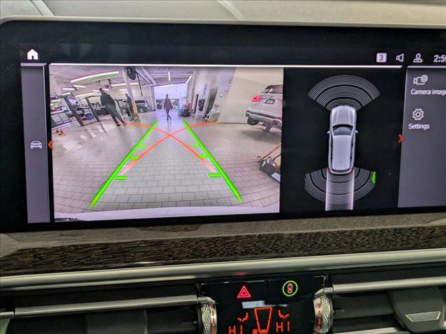 Used 2023 BMW X3 sDrive30i w/ Premium Package image 14